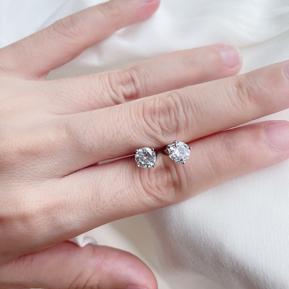 [baslovejewels]Unique Round Shape Earrings