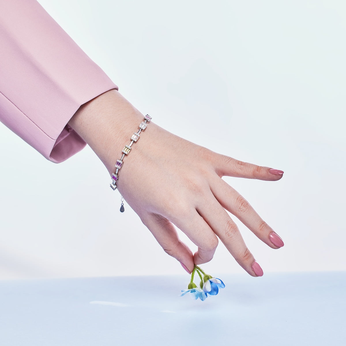 [baslovejewels]Dainty Charming Emerald Cut Daily Bracelet