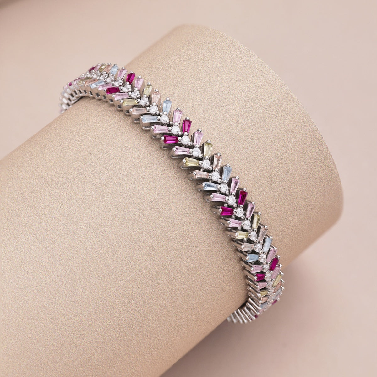 [baslovejewels]Dainty Radiant Emerald Cut Daily Bracelet