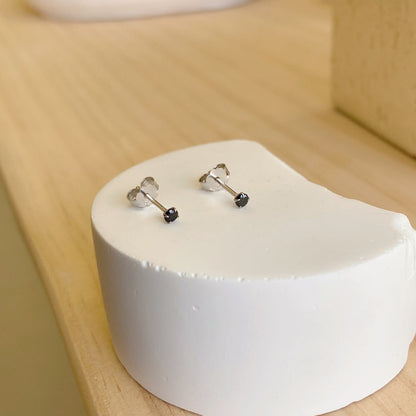 [baslovejewels]Delicate Solitaire Earrings