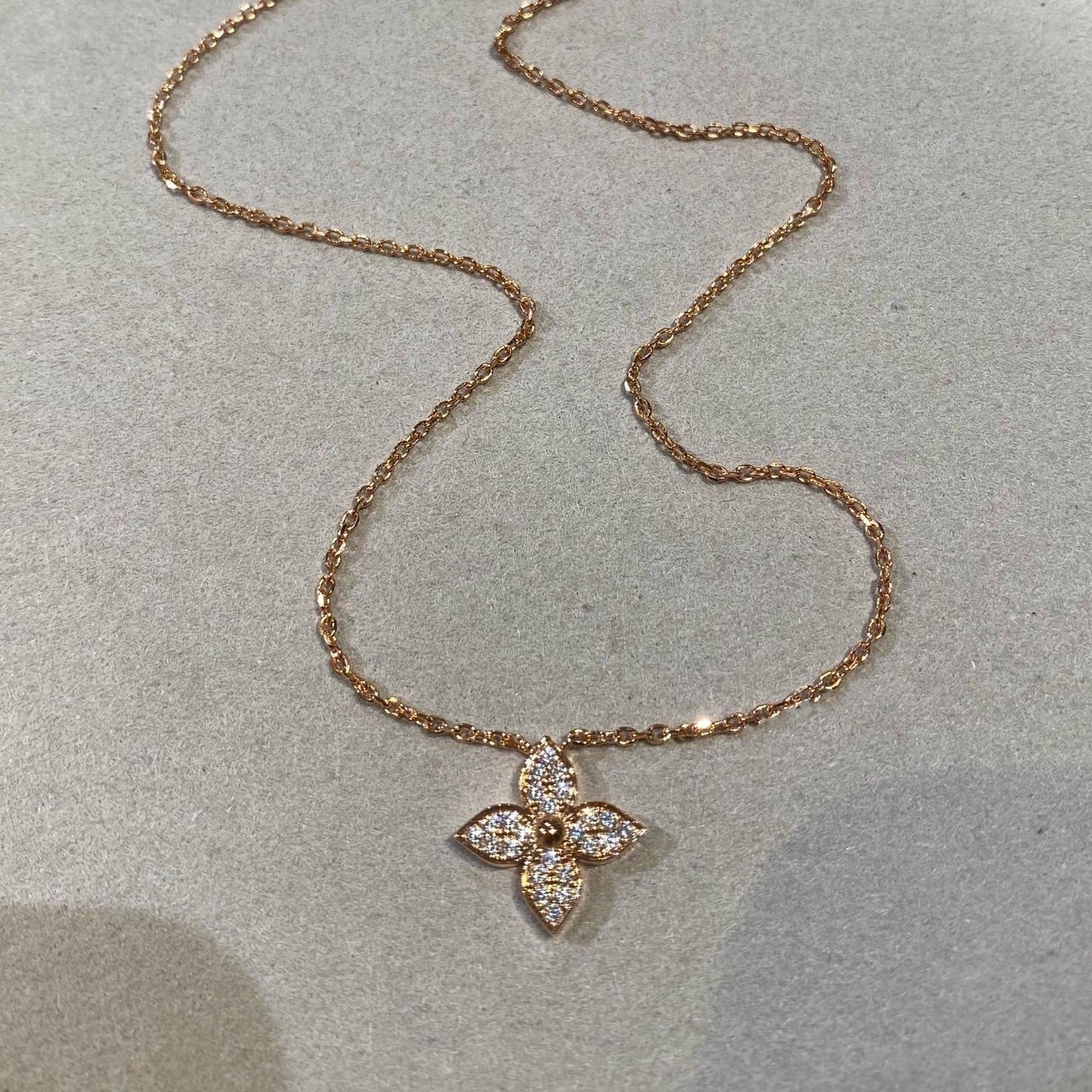 [baslovejewels]STAR DIAMOND NECKALCE