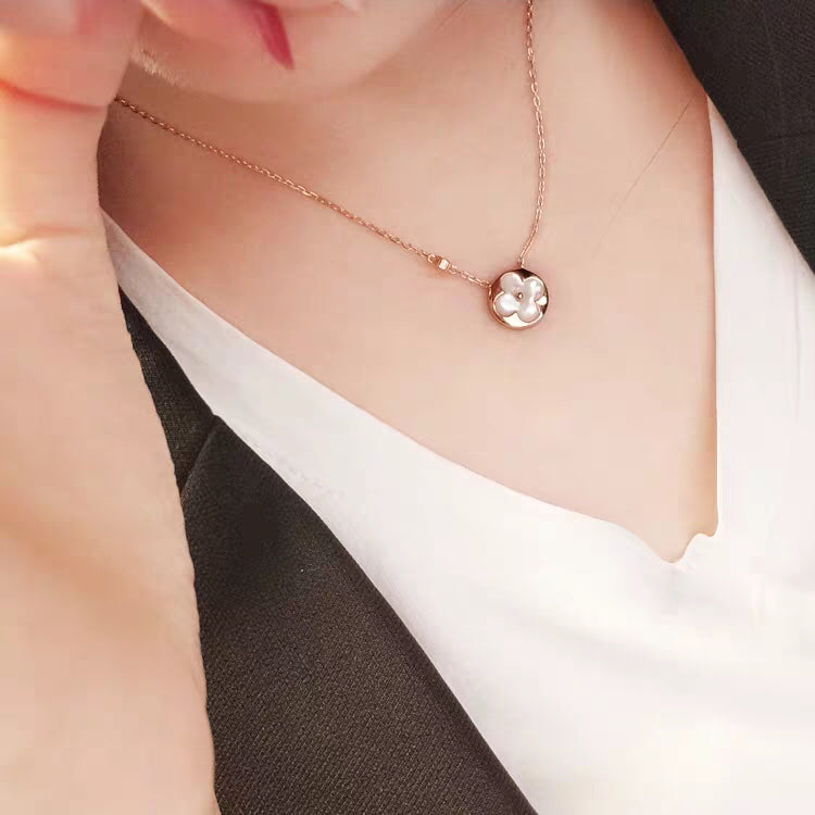 [baslovejewels]SUN MOP GOLD 1 DIAMOND NECKLACE