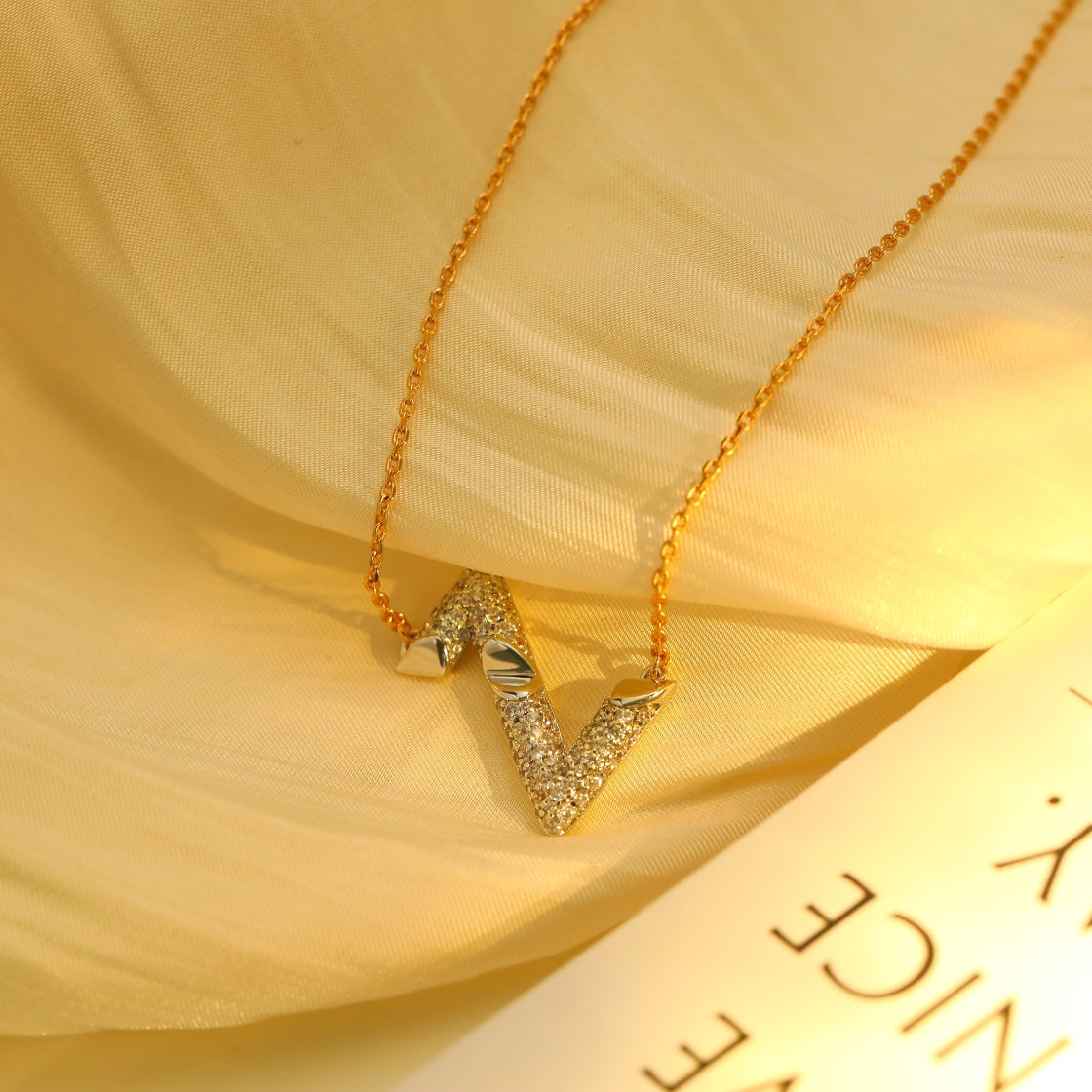 [baslovejewels]VOLT SILVER DIAMOND PEDANT NECKLACE