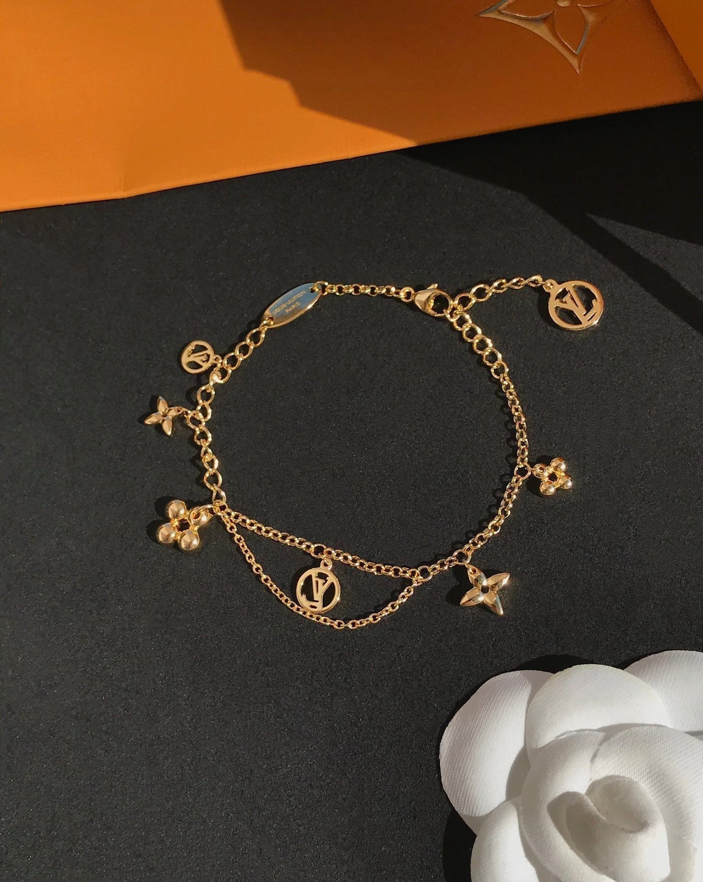 [baslovejewels]BLOOMING PINK GOLD MOP BRACELET