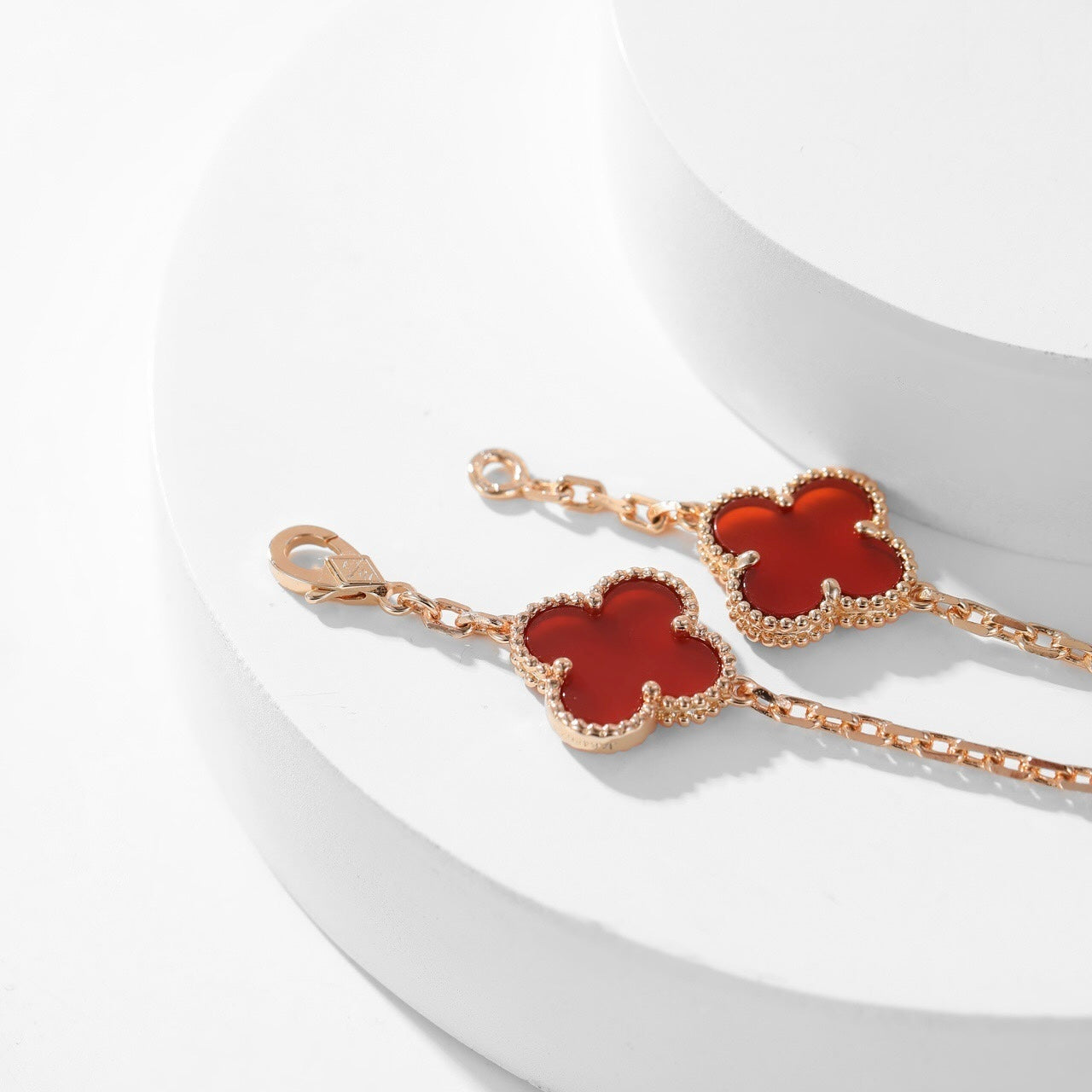 [baslovejewels]CLOVER 10 MOTIFS CARNELIAN NECKLACE