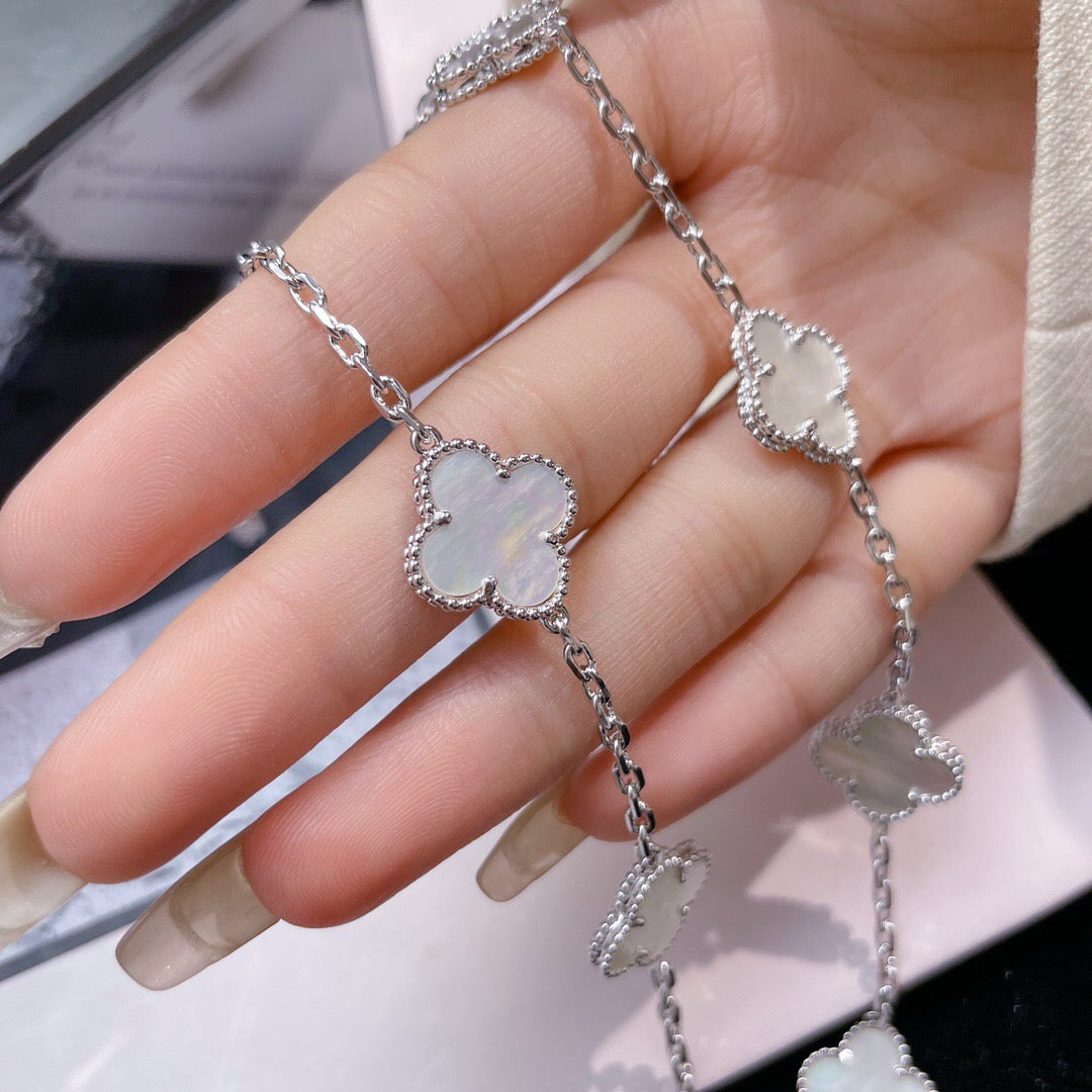 [baslovejewels]CLOVER 10 MOTIFS WHITE MOTHER OF PEARL NECKLACE